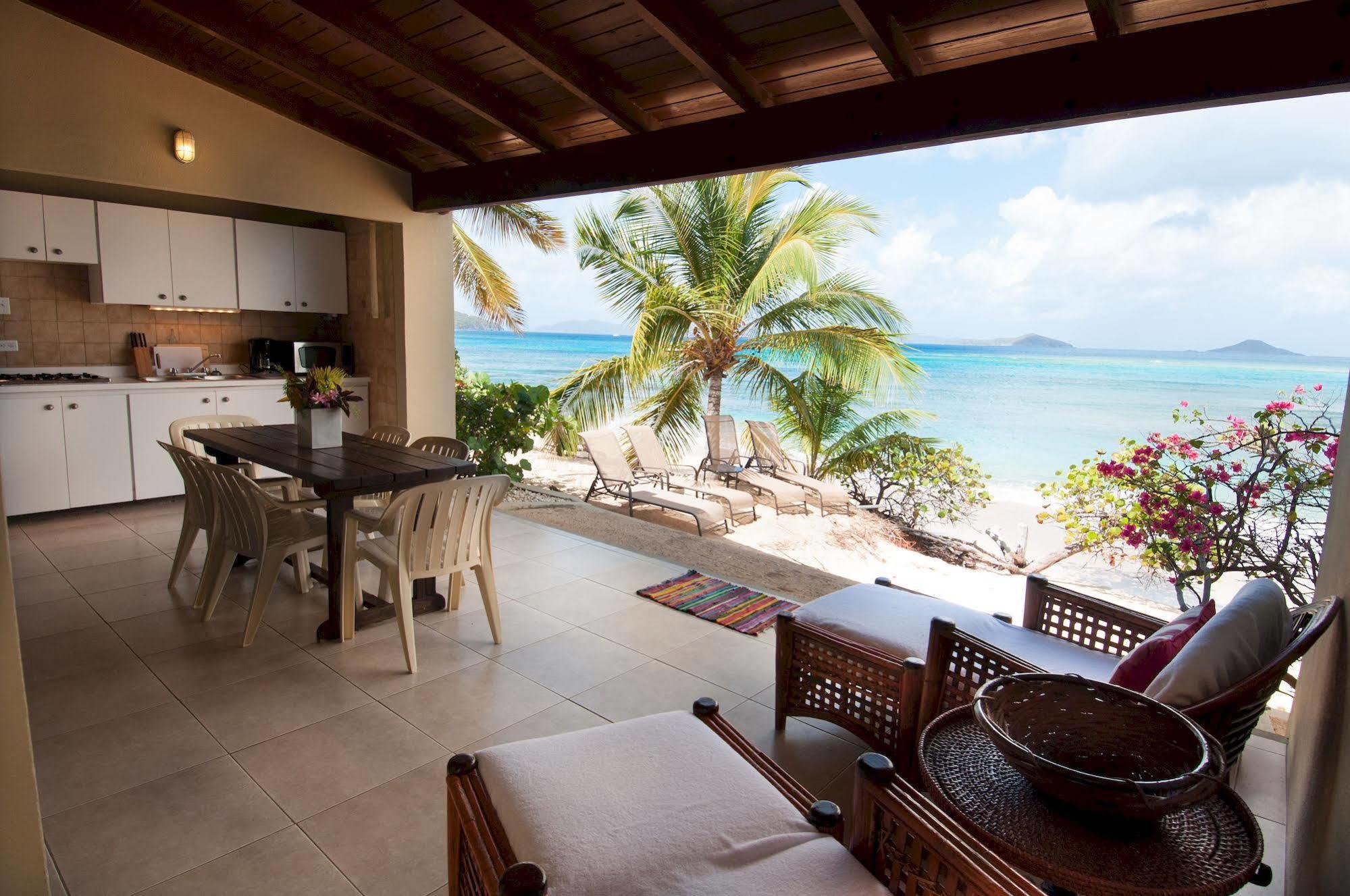Mango Bay Resort Spanish Town Bagian luar foto