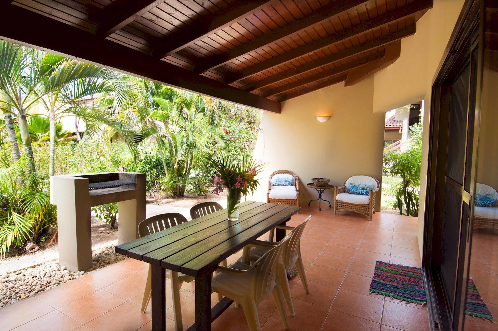 Mango Bay Resort Spanish Town Bagian luar foto