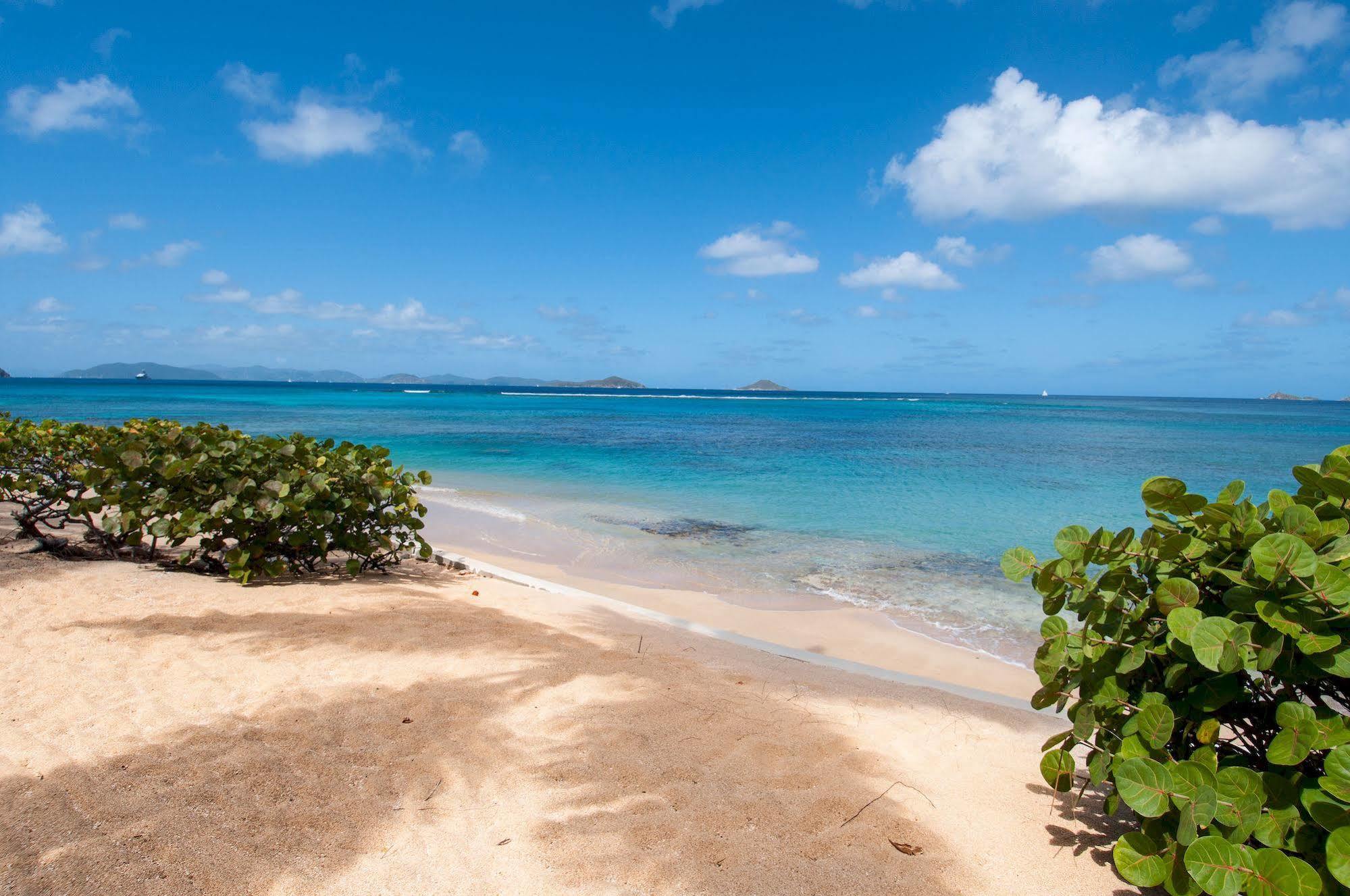 Mango Bay Resort Spanish Town Bagian luar foto